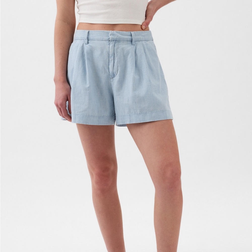 GAP High Rise Shorts